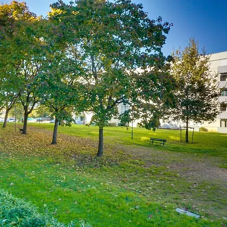 Apartment Fridhome Jacuzzi Parking Wifi Fibre 2min Tram